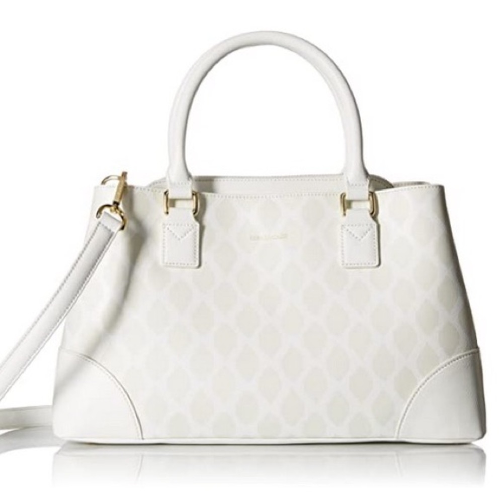 Vera Bradley Emma Satchel
Ikat Diamonds Oyster